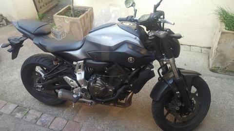 Yamaha MT 07 2016 Impecable