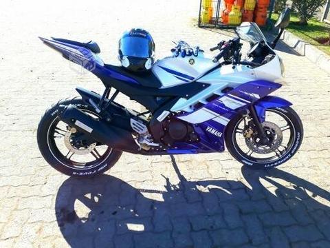 Yamaha r15