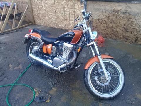 Suzuki Boulevard S40 650cc año 2014