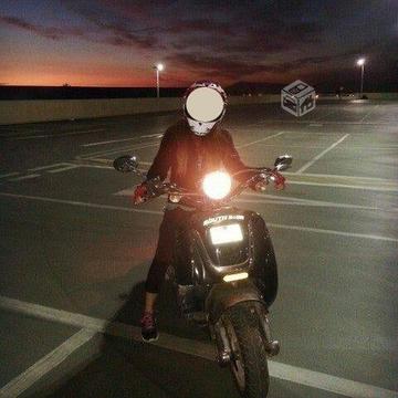 Moto scooter Sanya