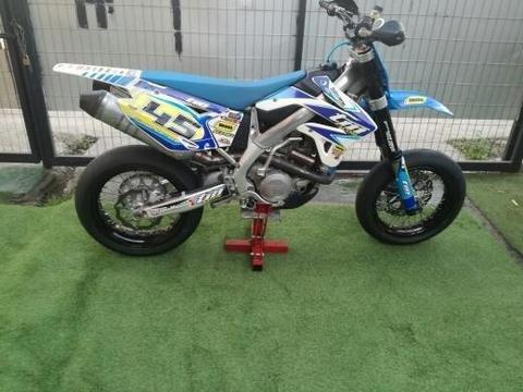 Moto tm 450 supermoto