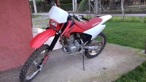 crf 230 año 2014