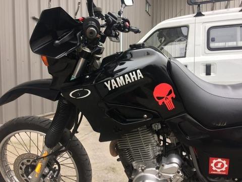 Moto yamaha xt 600 cc