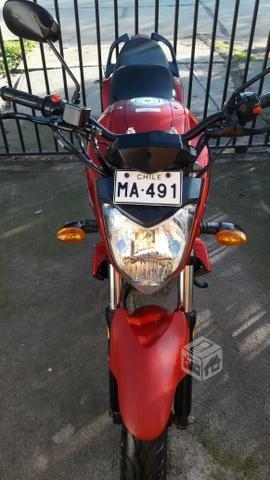 moto yamaha fz del 2013