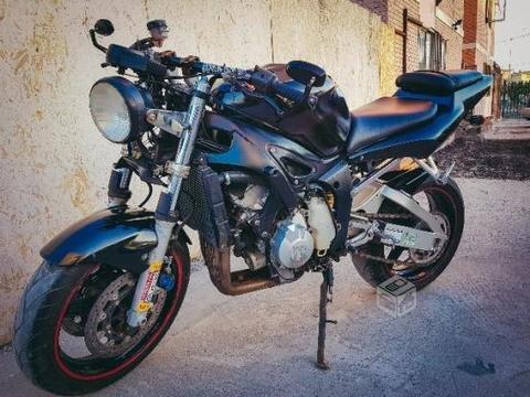 Yamaha r6 600cc streetfighter