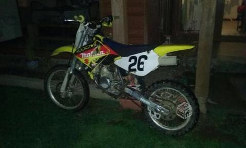 Suzuki rm 85 l