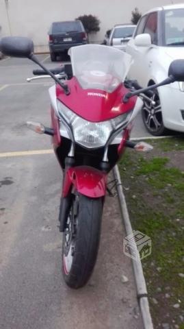 Moto honda cbr 250 r