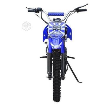 Motocicleta de 125 cc Marca Nitromotors Azul