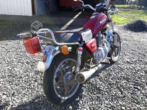 Suzuki gn125 2008