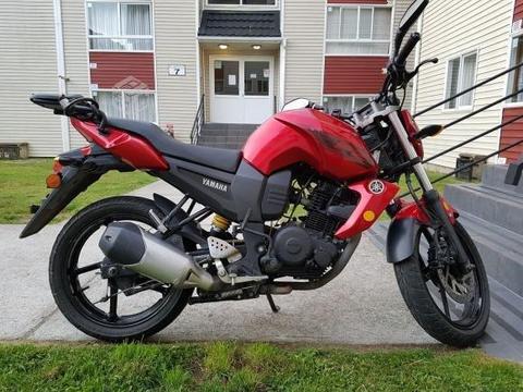 moto Yamaha FZ 16