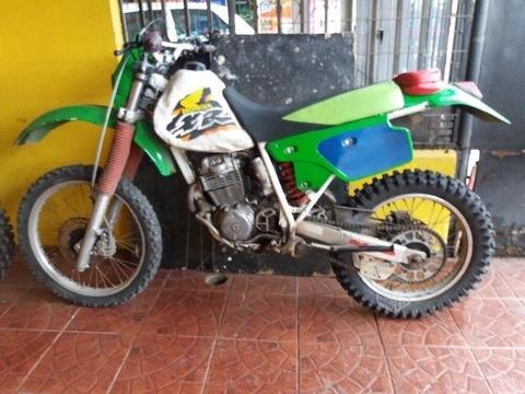 Honda XR250 excelente estado