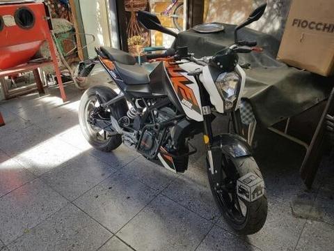 Ktm duke 200