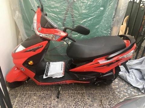 moto yamaha scooter 0 km