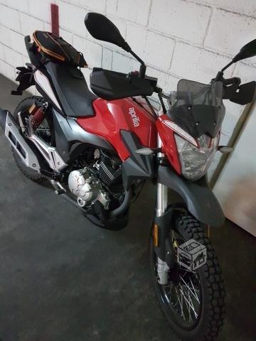 Moto Aprilia etx 150