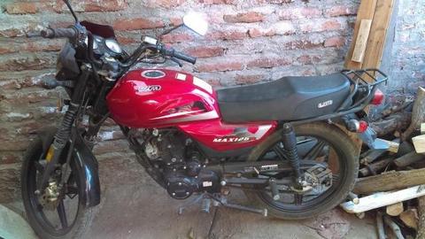 moto UM 125c.c. año 2013