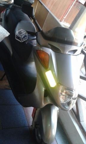 Moto escuter 250cc