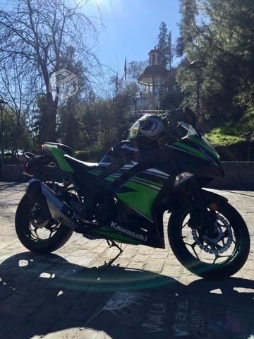 Kawasaki ninja 300 ABS krt edition