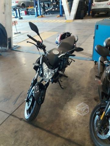 Moto loncin cr5