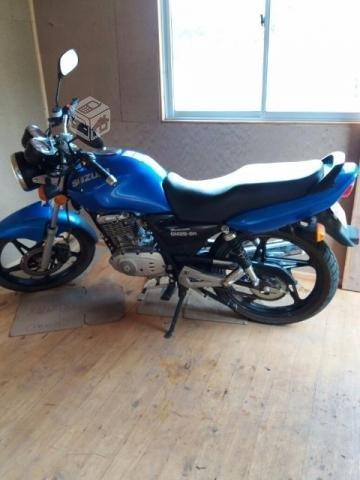 Moto suzuki 125 cc