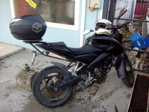 Pulsar Ns 200