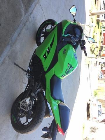 Kawasaki ninja 300