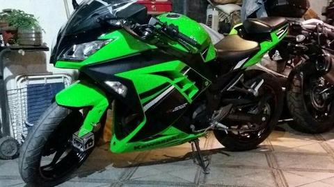 Kawasaki ninja 300 edición especial