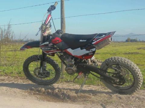 pit bike en duro 150cc