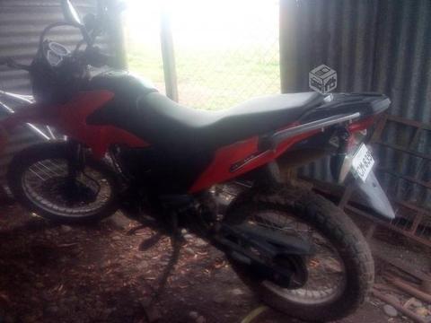 Moto loncin modelo LX150GY-6 año 2015