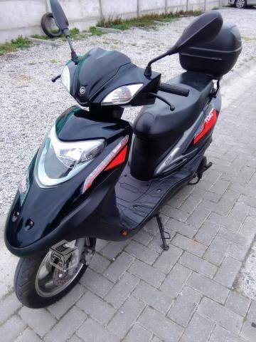 Moto scooter Keeway