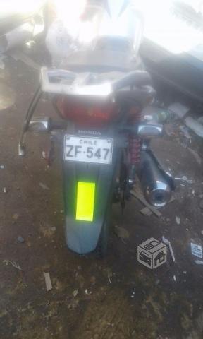 Honda 125 stom