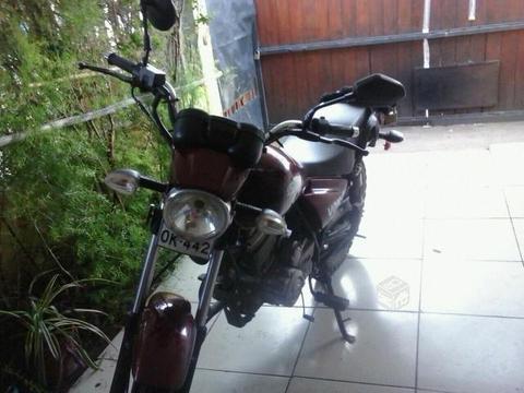 Moto EUROMOTO 150 J año 2014 4.000 km