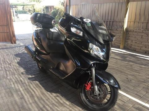 Suzuki Burgman 650 / 2009 Automatica tiptronic