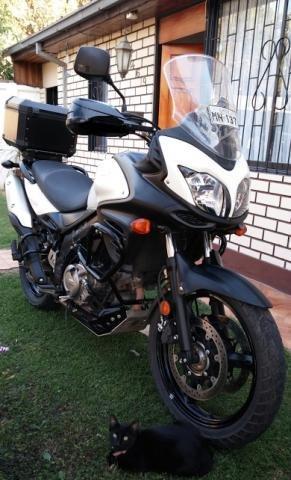 Vstrom 650 impecable, por apuro