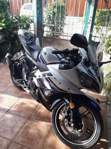 Yamaha r15 permuto