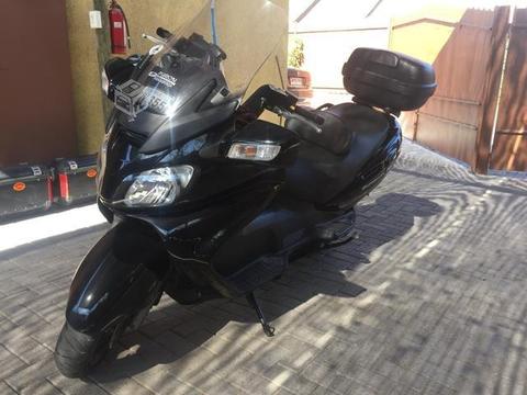 Suzuki Burgman 650 / 2009 IMPECABLE