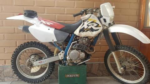 XR250.año 96 con accesorios