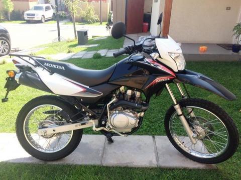 Moto Honda XR150L 2015