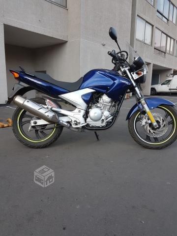 Yamaha fazer 250 cc