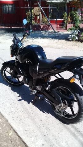 Moto yamaha fz 2013