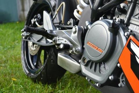 Ktm duke 200