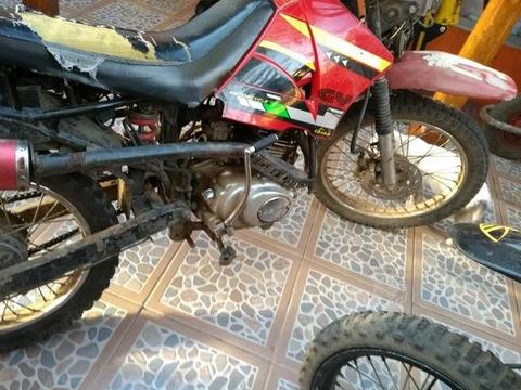 Moto benyi 200cc