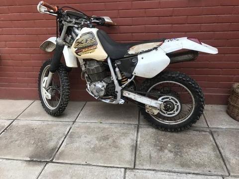 XR 400 en excelente eatado