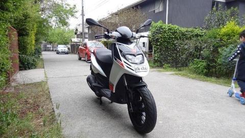 Moto Aprilia scooter