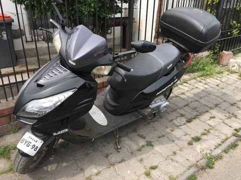 Moto Scooter U.M