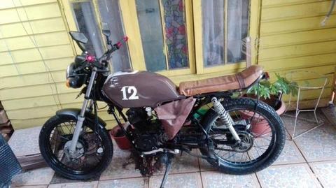 Yamaha Crux 125 cc modificada