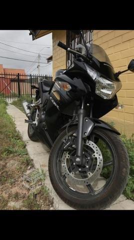 Moto Honda CBR 250R