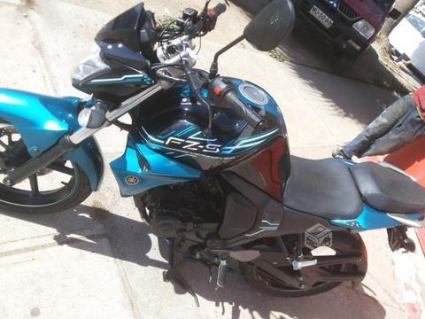 Yamaha fzs