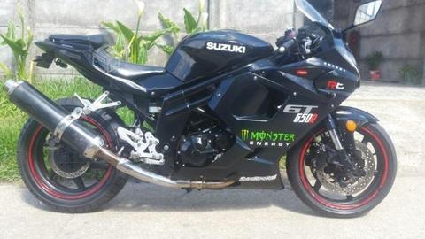 Moto Hyosung 650cc 2010