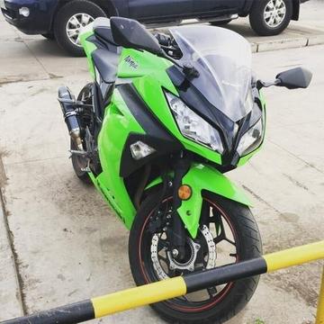 Kawasaki ninja 300abs se