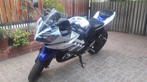 Yamaha r15 2015